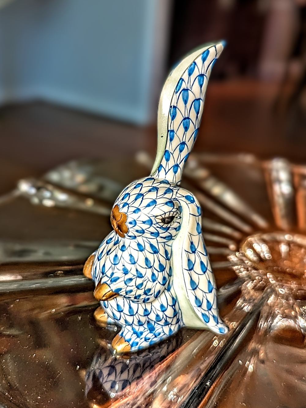 Herend Blue and White Fishnet Porcelain Rabbit with Gold Accents
